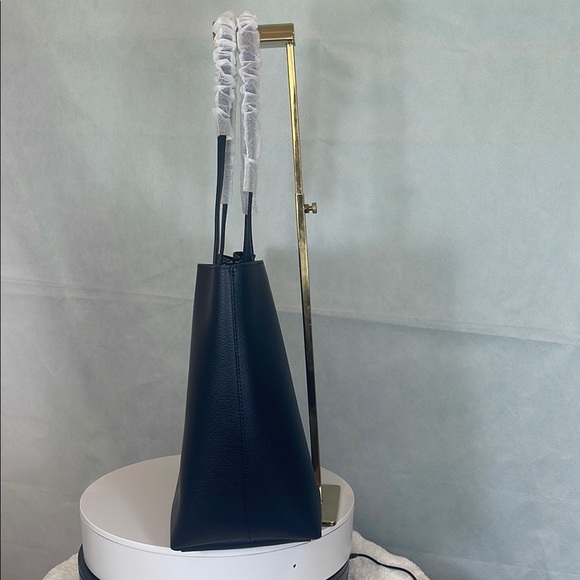 Coach  NWT , BLACK Color, Tote Bag . - Picture 5 of 10